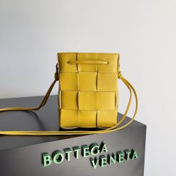 보테가 베네타 680218 18x14x14cm